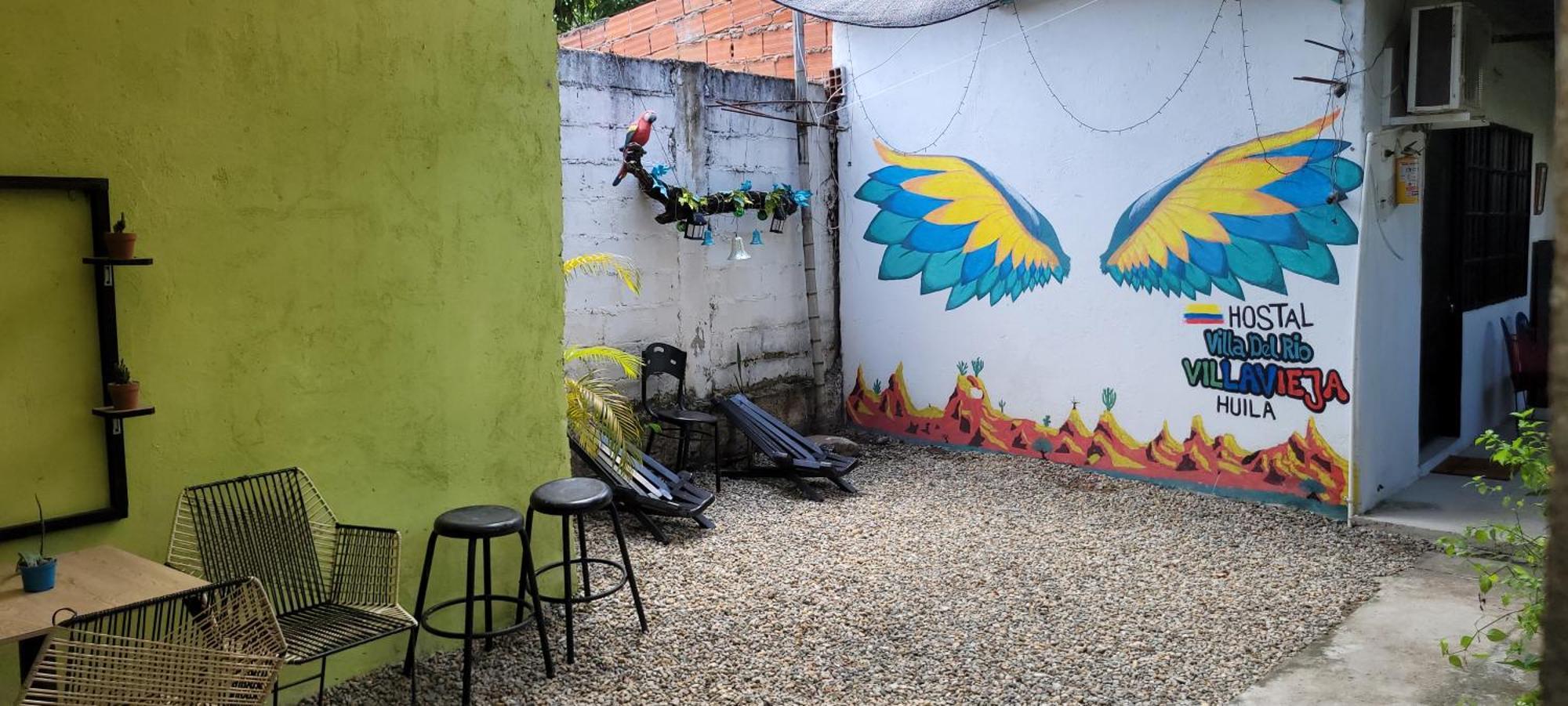 Hostal Villa Del Rio Las Brisas Villavieja Luaran gambar
