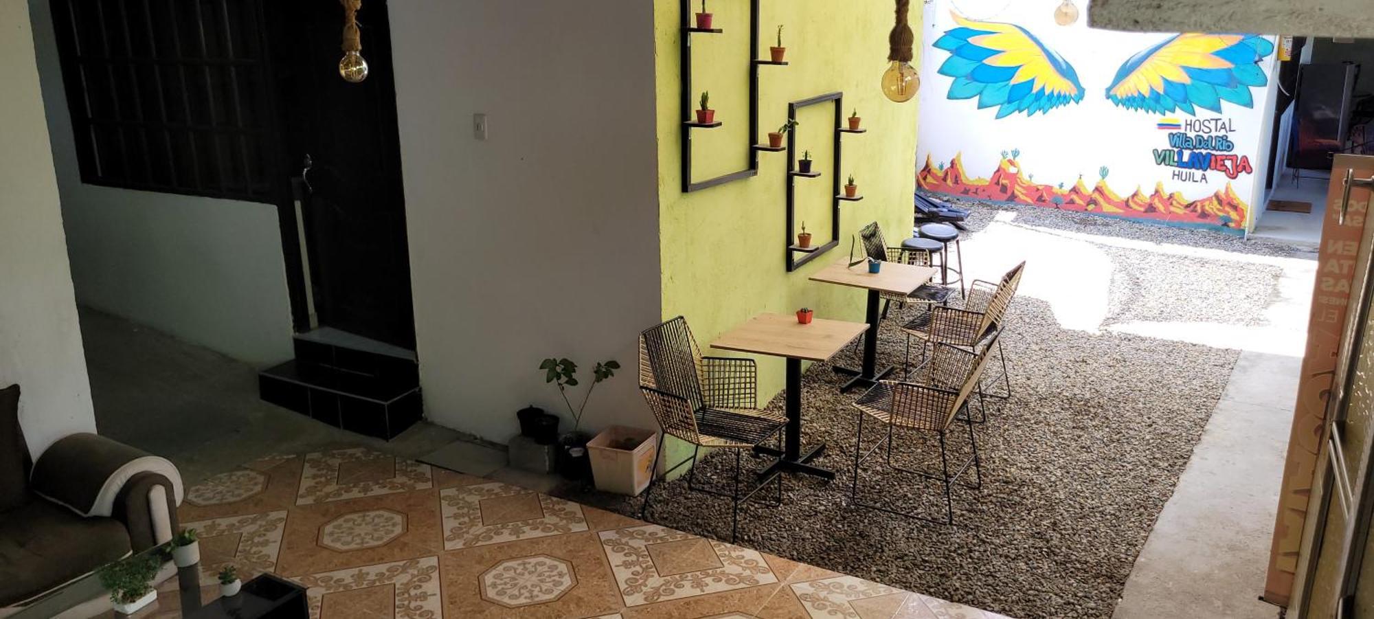 Hostal Villa Del Rio Las Brisas Villavieja Luaran gambar