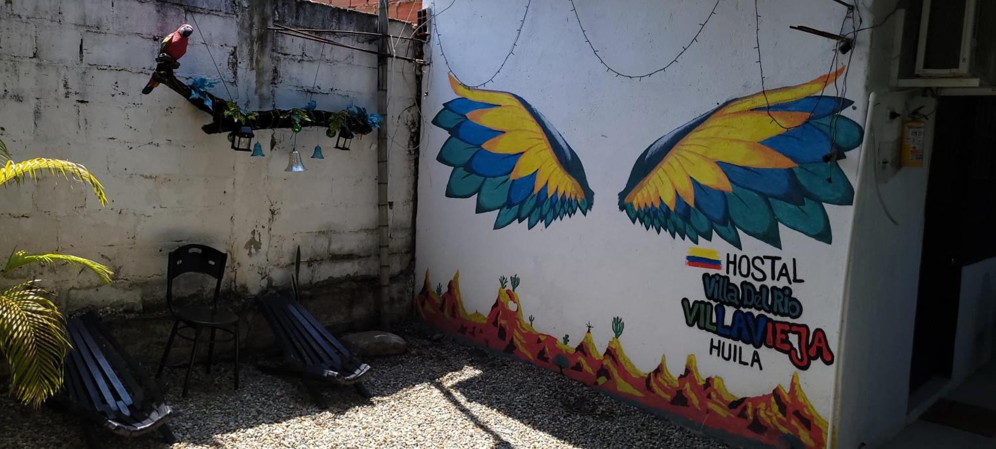 Hostal Villa Del Rio Las Brisas Villavieja Luaran gambar